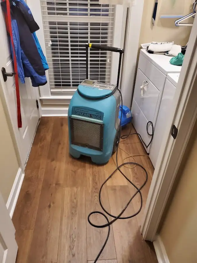 Commercial dehumidifier deployed for Crawl Space Restoration in St. Robert